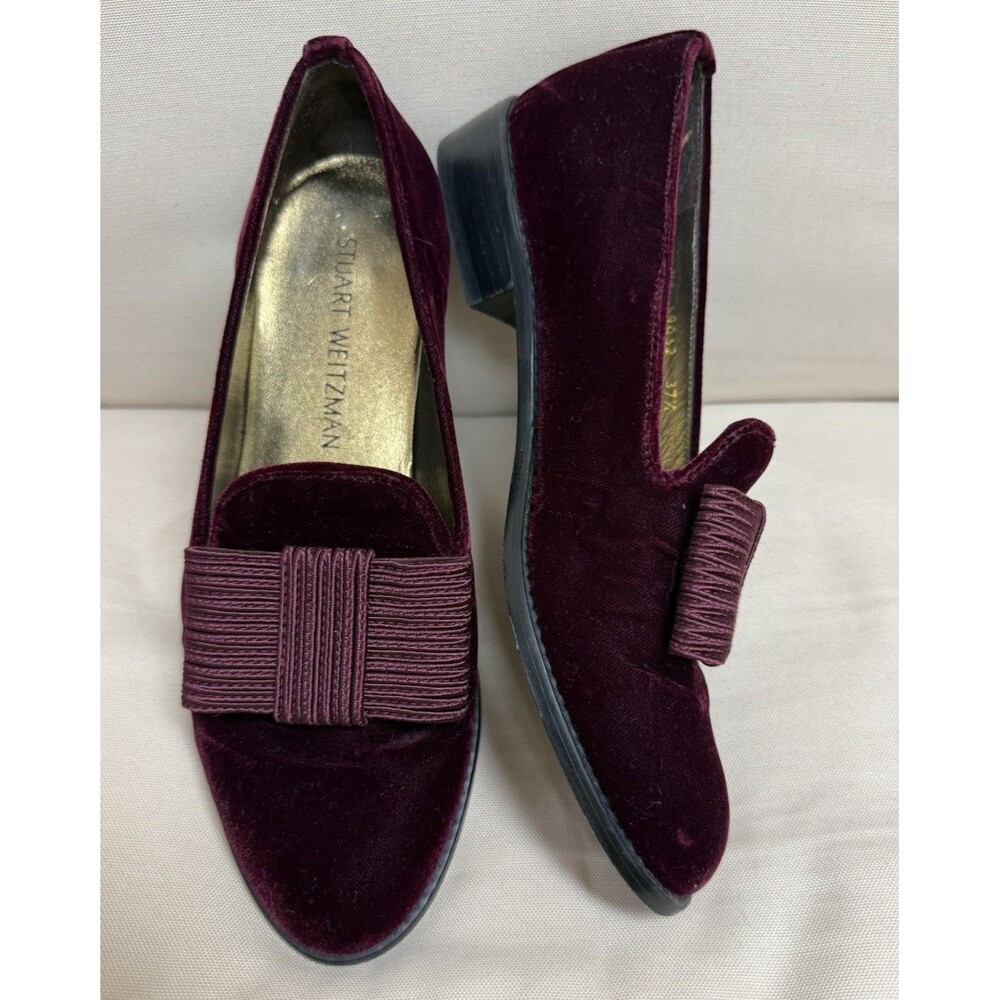Stuart Weitzman Classic Loafer Burgundy Velvet Size 37.5 US 7